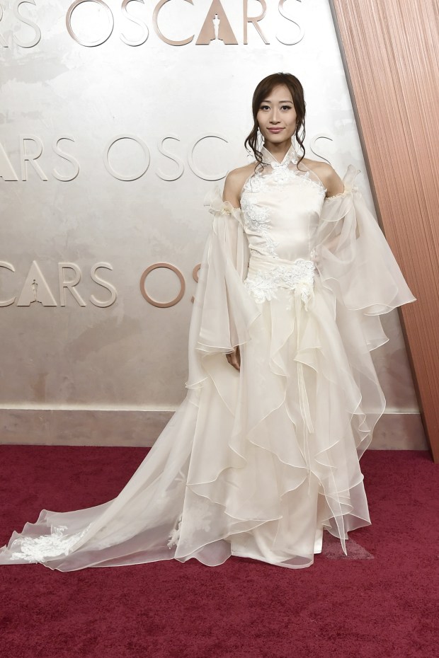 Leenda Dong arrives at the Oscars 
